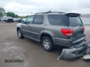 ✅ 2007 Toyota Sequoia SR5 • VIN: 5TDZT34A27S289263 • Lot: 42378528. Listed on IAAI with 311,653 mi. Free auction sales archive from the USA and detailed vehicle history report at DreamBid. Image 3.