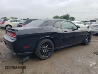 ✅ 2013 Dodge Challenger R/T Plus • VIN: 2C3CDYBT2DH558798 • Lot: 62364224. Wystawiony na Copart z przebiegiem 70 116 mil. Bezpłatny archiwum sprzedaży aukcyjnych z USA i szczegółowy raport historii pojazdu na DreamBid. Zdjęcie 3.
