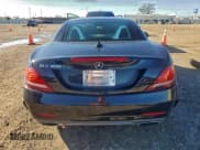 ✅ 2020 Mercedes-Benz SLC 300 • VIN: W1KPK3JA0LF170786 • Лот: 94391495. Опубликован ранее на Copart с пробегом 47 126 миль. Бесплатный доступ к архиву аукционных продаж из США и подробный отчёт об истории автомобиля на DreamBid. Изображение 6.