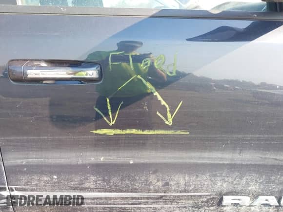 2019 Ram 1500 Big Horn с VIN 1C6SRFFT5KN699304, выставлен на аукционе IAAI как лот 40572979 с пробегом Не указан миль и . История ставок и продаж доступна на DreamBid. Изображение 6.