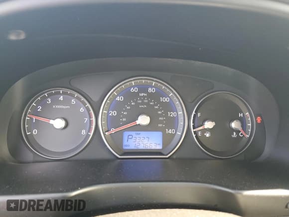 ✅ 2011 Hyundai Santa Fe GLS • VIN: 5XYZG3AB7BG063999 • Lot: 66143724. Listed on Copart with 127,663 mi. Free auction sales archive from the USA and detailed vehicle history report at DreamBid. Image 9.