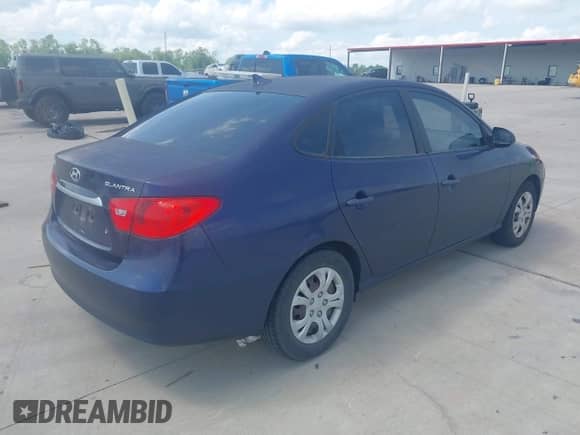 2010 Hyundai Elantra SE with VIN KMHDU4AD9AU041568, listed as a IAAI auction lot 43138714 with 104,208 mi miles and . Bid and sale history available at DreamBid. Image 4.