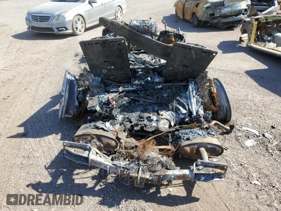 ✅ 2016 Land Rover Range Rover Autobiography • VIN: SALGV2EF0GA302409 • Lot: 88336345. Listed on Copart with Not provided. Free auction sales archive from the USA and detailed vehicle history report at DreamBid. Image 6.