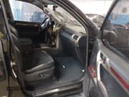 ✅ 2018 Lexus GX 460 • VIN: JTJBM7FXXJ5190675 • Lot: 42451879. Wystawiony na IAAI z przebiegiem 82 875 mil. Bezpłatny archiwum sprzedaży aukcyjnych z USA i szczegółowy raport historii pojazdu na DreamBid. Zdjęcie 5.