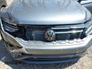 ✅ 2022 Volkswagen Tiguan SE • VIN: 3VV2B7AXXNM019538 • Lot: 42109211. Wystawiony na IAAI z przebiegiem 30 576 mil. Bezpłatny archiwum sprzedaży aukcyjnych z USA i szczegółowy raport historii pojazdu na DreamBid. Zdjęcie 18.