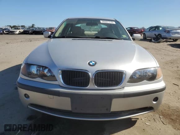 ✅ 2002 BMW 3 Series 325i • VIN: WBAET37412NH00798 • Lot: 70337715. Listed on Copart with 148,388 mi. Free auction sales archive from the USA and detailed vehicle history report at DreamBid. Image 5.