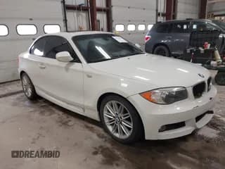 ✅ 2013 BMW 1 Series 128i • VIN: WBAUP9C55DVS95644 • Lot: 41721332. Wystawiony na IAAI z przebiegiem Nie podano. Bezpłatny archiwum sprzedaży aukcyjnych z USA i szczegółowy raport historii pojazdu na DreamBid. Zdjęcie 1.