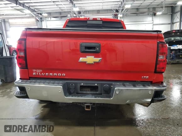 ✅ 2015 Chevrolet Silverado 1500 LTZ • VIN: 3GCUKSEJ6FG385433 • Lot: 65640095. Wystawiony na Copart z przebiegiem 162 579 mil. Bezpłatny archiwum sprzedaży aukcyjnych z USA i szczegółowy raport historii pojazdu na DreamBid. Zdjęcie 6.