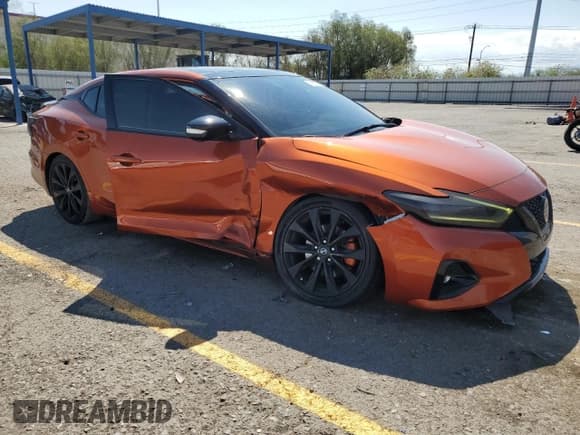 ✅ 2019 Nissan Maxima SR • VIN: 1N4AA6AV9KC368196 • Lot: 70862005. Wystawiony na Copart z przebiegiem 79 546 mil. Bezpłatny archiwum sprzedaży aukcyjnych z USA i szczegółowy raport historii pojazdu na DreamBid. Zdjęcie 4.