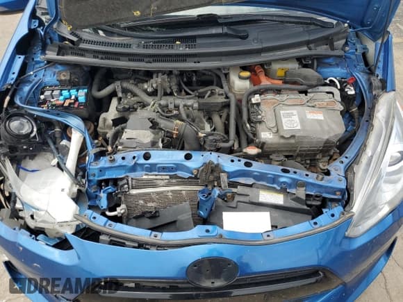 ✅ 2015 Toyota Prius Four • VIN: JTDKDTB3XF1115195 • Lot: 61012915. Listed on Copart with 101,702 mi. Free auction sales archive from the USA and detailed vehicle history report at DreamBid. Image 12.