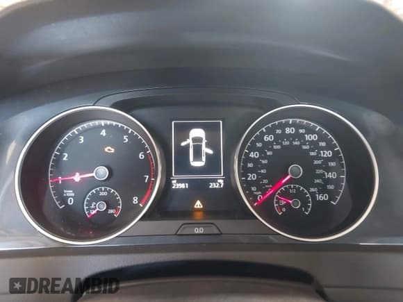 ✅ 2019 Volkswagen Golf S • VIN: 3VWH17AU6KM515754 • Lot: 42774524. Wystawiony na IAAI z przebiegiem 23 981 mil. Bezpłatny archiwum sprzedaży aukcyjnych z USA i szczegółowy raport historii pojazdu na DreamBid. Zdjęcie 7.