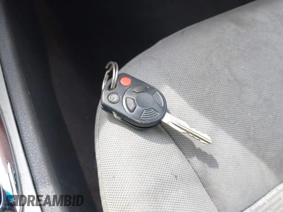 ✅ 2012 Ford Fusion SE • VIN: 3FAHP0HG7CR368279 • Lot: 42288523. Listed on IAAI with 176,808 mi. Free auction sales archive from the USA and detailed vehicle history report at DreamBid. Image 11.