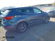 ✅ 2018 Hyundai Santa Fe 2.4L • VIN: 5NMZT3LB6JH086106 • Лот: 43691737. Опубликован ранее на IAAI с пробегом 113 510 миль. Бесплатный доступ к архиву аукционных продаж из США и подробный отчёт об истории автомобиля на DreamBid. Изображение 4.