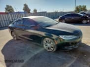 ✅ 2016 Chrysler 200 S • VIN: 1C3CCCBBXGN174700 • Lot: 82754515. Wystawiony na Copart z przebiegiem 161 533 mil. Bezpłatny archiwum sprzedaży aukcyjnych z USA i szczegółowy raport historii pojazdu na DreamBid. Zdjęcie 4.