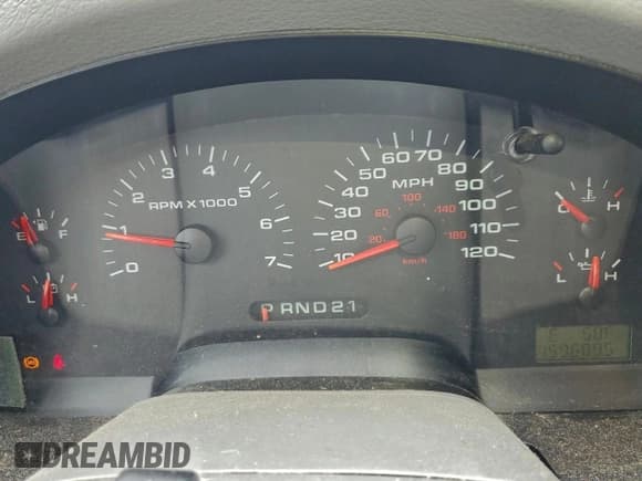 ✅ 2004 Ford F-150 XLT • VIN: 1FTPX14504NB26051 • Lot: 92134605. Listed on Copart with 159,689 mi. Free auction sales archive from the USA and detailed vehicle history report at DreamBid. Image 9.