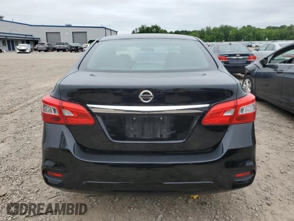 ✅ 2017 Nissan Sentra S • VIN: 3N1AB7AP3HY320288 • Лот: 91163015. Опубликован ранее на Copart с пробегом 102 638 миль. Бесплатный доступ к архиву аукционных продаж из США и подробный отчёт об истории автомобиля на DreamBid. Изображение 6.