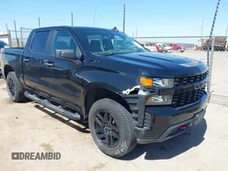 ✅ 2021 Chevrolet Silverado 1500 Custom Trail Boss • VIN: 3GCPYCEFXMG402356 • Lot: 42483395. Wystawiony na IAAI z przebiegiem 122 840 mil. Bezpłatny archiwum sprzedaży aukcyjnych z USA i szczegółowy raport historii pojazdu na DreamBid. Zdjęcie 1.