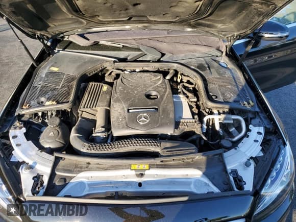 ✅ 2016 Mercedes-Benz C 300 • VIN: 55SWF4JB2GU162111 • Lot: 85414075. Listed on Copart with 68,312 mi. Free auction sales archive from the USA and detailed vehicle history report at DreamBid. Image 11.