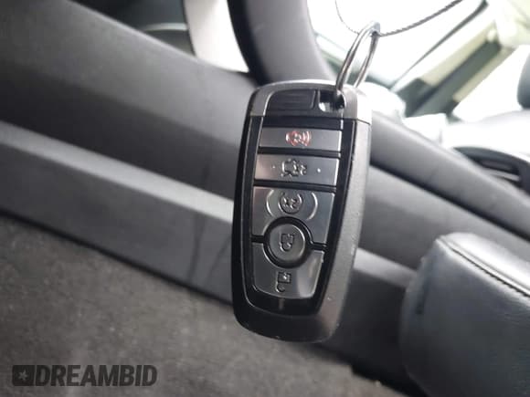 ✅ 2020 Ford Fusion SEL • VIN: 3FA6P0CD1LR180409 • Лот: 42384311. Опубликован ранее на IAAI с пробегом 39 163 миль. Бесплатный доступ к архиву аукционных продаж из США и подробный отчёт об истории автомобиля на DreamBid. Изображение 11.