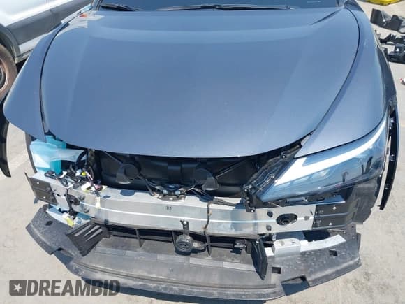 ✅ 2025 Lexus RZ 300e Premium • VIN: JTJABABB1SA008847 • Lot: 42871177. Listed on IAAI with 3,793 mi. Free auction sales archive from the USA and detailed vehicle history report at DreamBid. Image 6.