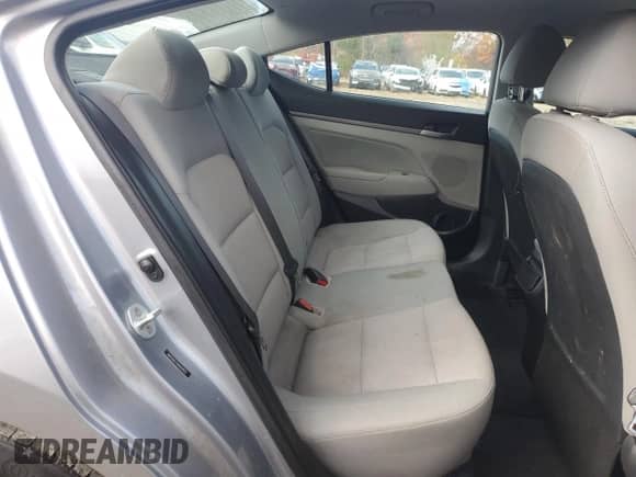 2017 Hyundai Elantra SE z VIN 5NPD84LF2HH024963, wystawiony jako Copart lot #91060625 z przebiegiem 149 159 mil mil oraz Czysty tytuł • Clean title. Historia ofert i sprzedaży dostępna na DreamBid. Obrazek 10.