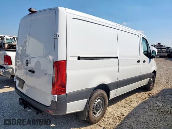 ✅ 2024 Mercedes-Benz Sprinter • VIN: W1Y4NBHY9RP725699 • Lot: 81955945. Listed on Copart with 13,010 mi. Free auction sales archive from the USA and detailed vehicle history report at DreamBid. Image 3.