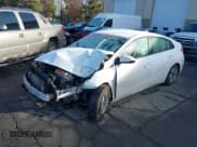 ✅ 2020 Hyundai Ioniq Blue • VIN: KMHC65LC0LU239135 • Lot: 41493510. Wystawiony na IAAI z przebiegiem Nie podano. Bezpłatny archiwum sprzedaży aukcyjnych z USA i szczegółowy raport historii pojazdu na DreamBid. Zdjęcie 2.