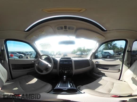 ✅ 2011 Ford Escape Hybrid • VIN: 1FMCU4K38BKC60181 • Lot: 42330726. Wystawiony na IAAI z przebiegiem 209 390 mil. Bezpłatny archiwum sprzedaży aukcyjnych z USA i szczegółowy raport historii pojazdu na DreamBid. Zdjęcie 19.