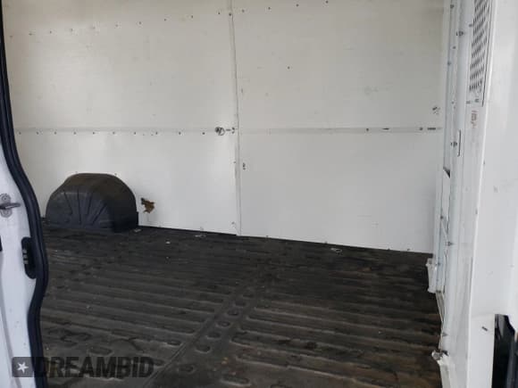 ✅ 2017 Ram ProMaster Cargo • VIN: 3C6URVJG5HE539790 • Lot: 51318385. Listed on Copart with 118,490 mi. Free auction sales archive from the USA and detailed vehicle history report at DreamBid. Image 11.