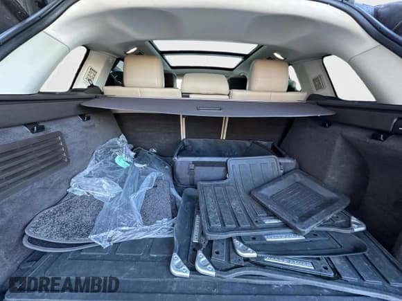 ✅ 2021 Land Rover Range Rover Sport HSE Silver Edition • VIN: SALWR2SU8MA764845 • Lot: 85153835. Wystawiony na Copart z przebiegiem 156 430 mil. Bezpłatny archiwum sprzedaży aukcyjnych z USA i szczegółowy raport historii pojazdu na DreamBid. Zdjęcie 14.