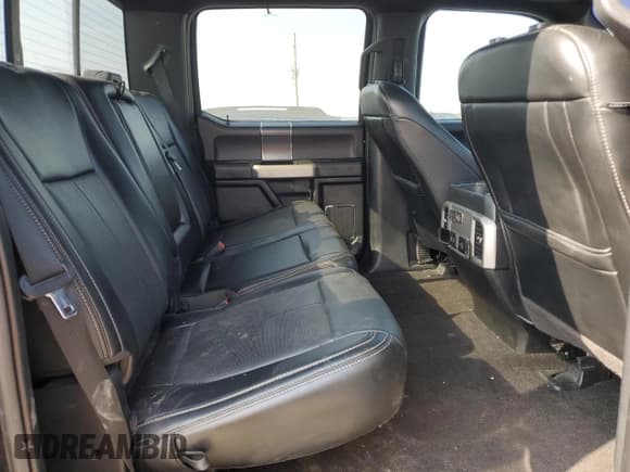 ✅ 2019 Ford F-150 XL • VIN: 1FTEW1E56KKE88604 • Lot: 89696335. Wystawiony na Copart z przebiegiem 42 018 mil. Bezpłatny archiwum sprzedaży aukcyjnych z USA i szczegółowy raport historii pojazdu na DreamBid. Zdjęcie 10.