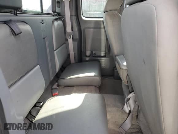 2006 Dodge Dakota SLT z VIN 1D7HE42N26S666249, wystawiony jako Copart lot #82193124 z przebiegiem 195 817 mil mil oraz Szkoda całkowita • Salvage title. Historia ofert i sprzedaży dostępna na DreamBid. Obrazek 10.