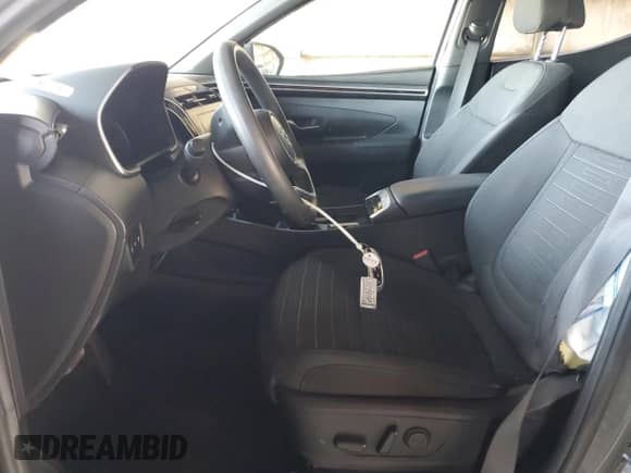 2022 Hyundai Santa Cruz SEL с VIN 5NTJB4AE0NH008899, выставлен на аукционе Copart как лот 72716604 с пробегом 36 113 миль миль и Списание • Salvage title. История ставок и продаж доступна на DreamBid. Изображение 7.