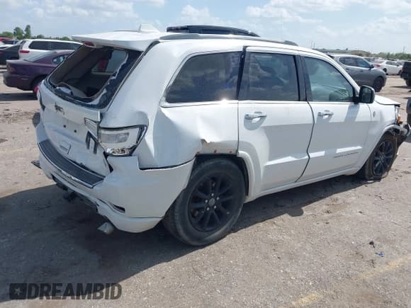 ✅ 2015 Jeep Grand Cherokee Overland • VIN: 1C4RJFCG0FC609466 • Lot: 42788433. Listed on IAAI with 155,076 mi. Free auction sales archive from the USA and detailed vehicle history report at DreamBid. Image 4.