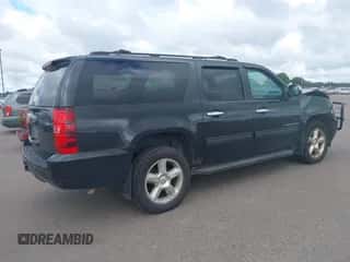 2013 Chevrolet Suburban LS z VIN 1GNSKHE79DR315783, wystawiony jako IAAI lot #43155088 z przebiegiem 207 793 mil mil oraz . Historia ofert i sprzedaży dostępna na DreamBid. Obrazek 4.