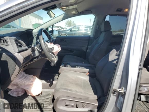 ✅ 2019 Honda Odyssey EX • VIN: 5FNRL6H56KB053887 • Lot: 55537275. Listed on Copart with 130,913 mi. Free auction sales archive from the USA and detailed vehicle history report at DreamBid. Image 7.