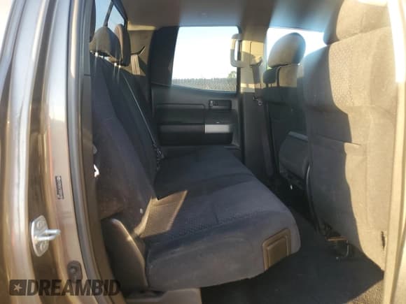 ✅ 2007 Toyota Tundra SR5 • VIN: 5TFRV54117X014161 • Lot: 94071795. Listed on Copart with 289,108 mi. Free auction sales archive from the USA and detailed vehicle history report at DreamBid. Image 10.