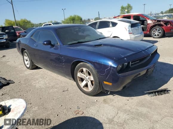 ✅ 2014 Dodge Challenger Rallye Redline • VIN: 2C3CDYAG7EH247700 • Lot: 61155873. Wystawiony na Copart z przebiegiem 147 987 mil. Bezpłatny archiwum sprzedaży aukcyjnych z USA i szczegółowy raport historii pojazdu na DreamBid. Zdjęcie 4.