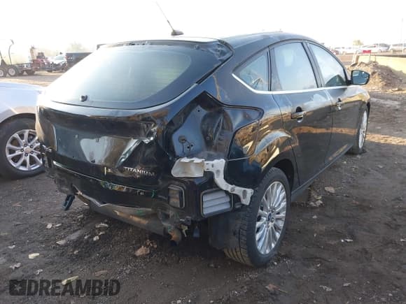 ✅ 2012 Ford Focus Titanium • VIN: 1FAHP3N23CL214032 • Лот: 43580194. Опубликован ранее на IAAI с пробегом 66 581 миль. Бесплатный доступ к архиву аукционных продаж из США и подробный отчёт об истории автомобиля на DreamBid. Изображение 4.