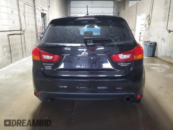 ✅ 2016 Mitsubishi Outlander ES • VIN: JA4AR3AU3GZ031515 • Лот: 90091115. Опубликован ранее на Copart с пробегом 165 053 миль. Бесплатный доступ к архиву аукционных продаж из США и подробный отчёт об истории автомобиля на DreamBid. Изображение 6.