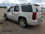 2013 Chevrolet Tahoe LTZ z VIN 1GNSKCE08DR270891, wystawiony jako Copart lot #80282665 z przebiegiem Nie podano mil oraz Nie do naprawy • Non repairable. Historia ofert i sprzedaży dostępna na DreamBid. Obrazek 2.