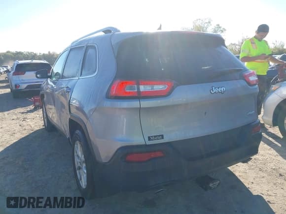 ✅ 2014 Jeep Cherokee Latitude • VIN: 1C4PJLCS3EW143135 • Lot: 43331122. Wystawiony na IAAI z przebiegiem 108 204 mil. Bezpłatny archiwum sprzedaży aukcyjnych z USA i szczegółowy raport historii pojazdu na DreamBid. Zdjęcie 3.