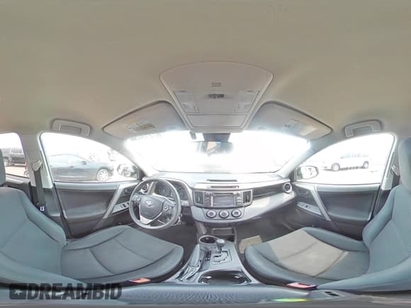 ✅ 2017 Toyota RAV4 LE • VIN: 2T3BFREV7HW617841 • Лот: 67218455. Опубликован ранее на Copart с пробегом 96 778 миль. Бесплатный доступ к архиву аукционных продаж из США и подробный отчёт об истории автомобиля на DreamBid. Изображение 15.