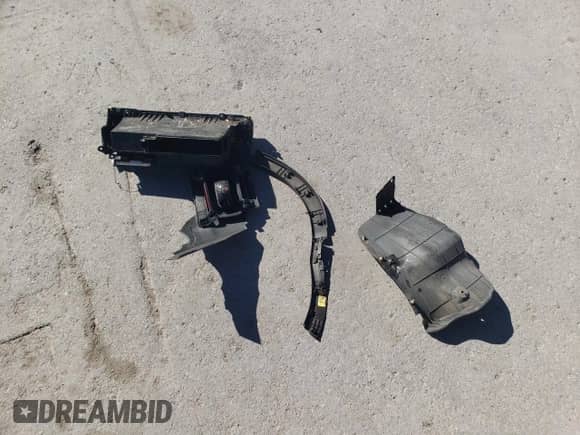 ✅ 2022 Hyundai Venue SEL • VIN: KMHRC8A33NU199692 • Lot: 89556155. Wystawiony na Copart z przebiegiem 66 976 mil. Bezpłatny archiwum sprzedaży aukcyjnych z USA i szczegółowy raport historii pojazdu na DreamBid. Zdjęcie 13.