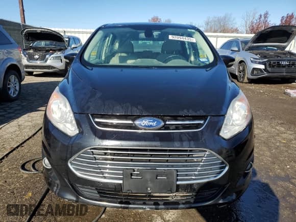 ✅ 2015 Ford C-Max SEL • VIN: 1FADP5CU1FL100193 • Lot: 92094435. Wystawiony na Copart z przebiegiem 94 173 mil. Bezpłatny archiwum sprzedaży aukcyjnych z USA i szczegółowy raport historii pojazdu na DreamBid. Zdjęcie 5.