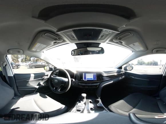 ✅ 2025 Toyota Camry SE • VIN: 4T1DAACK5SU143437 • Lot: 43547094. Wystawiony na IAAI z przebiegiem 17 263 mil. Bezpłatny archiwum sprzedaży aukcyjnych z USA i szczegółowy raport historii pojazdu na DreamBid. Zdjęcie 21.