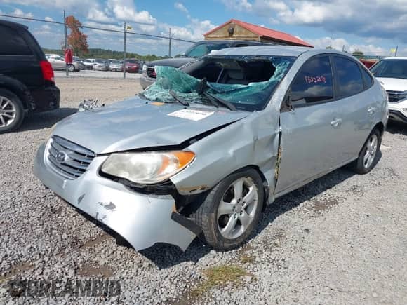 2010 Hyundai Elantra GLS z VIN KMHDU4AD4AU994821, wystawiony jako IAAI lot #43222690 z przebiegiem 91 647 mil mil oraz . Historia ofert i sprzedaży dostępna na DreamBid. Obrazek 6.