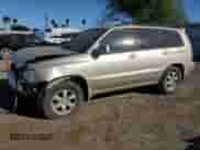 2001 Toyota Highlander с VIN JTEGD21AX10012739, выставлен на аукционе Copart как лот 81679264 с пробегом 307 864 миль миль и Списание • Salvage title. История ставок и продаж доступна на DreamBid. Изображение 1.