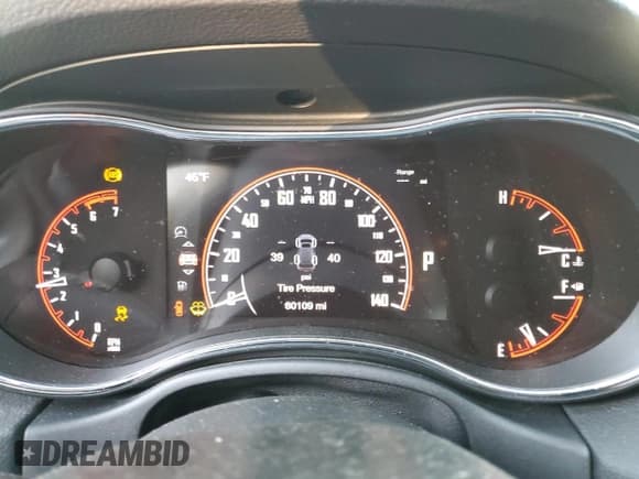 ✅ 2017 Dodge Durango R/T • VIN: 1C4SDJCT7GC392797 • Лот: 82824153. Опубликован ранее на Copart с пробегом 80 109 миль. Бесплатный доступ к архиву аукционных продаж из США и подробный отчёт об истории автомобиля на DreamBid. Изображение 8.