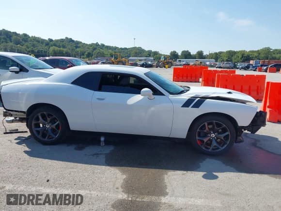 ✅ 2018 Dodge Challenger SXT • VIN: 2C3CDZAG1JH322178 • Лот: 43158995. Опубликован ранее на IAAI с пробегом 84 611 миль. Бесплатный доступ к архиву аукционных продаж из США и подробный отчёт об истории автомобиля на DreamBid. Изображение 14.